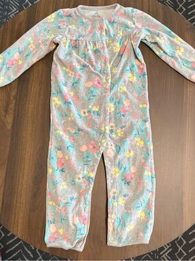 ✨2/$6✨ Baby girl sleeper